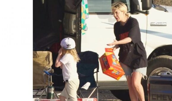 Τόρι Σπέλινγκ: «4η μέρα εδώ και μου λείπουν τόσο πολύ τα παιδιά μου»