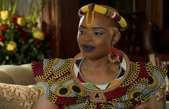 Ζολέκα Μαντέλα: Πέθανε σε ηλικία 43 ετών η εγγονή του Νέλσον Μαντέλα μετά από σκληρή μάχη με τον καρκίνο