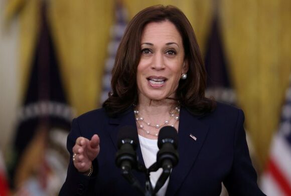 Κάμαλα Χάρις: Έτοιμη να αναλάβει την προεδρία