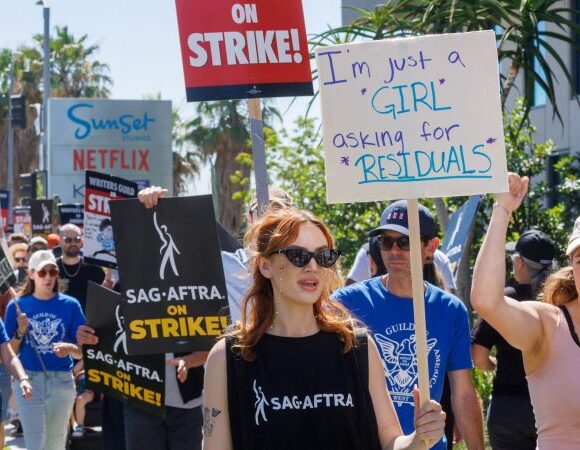 Με απεργία απειλούν και οι εργαζόμενοι στα Video Games