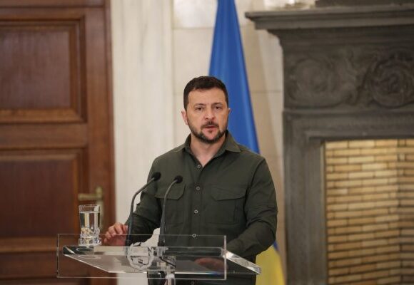 Πόλεμος στην Ουκρανία: Ο Ζελένσκι αντικαθιστά τον υπουργού Άμυνας, Ολέξιι Ρέζνικοφ