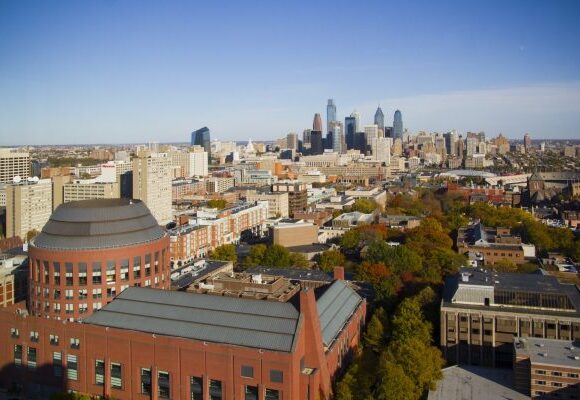 Wharton: Ποιο είναι το Business School που έβγαλε τον Στέφανο Κασσελάκη;