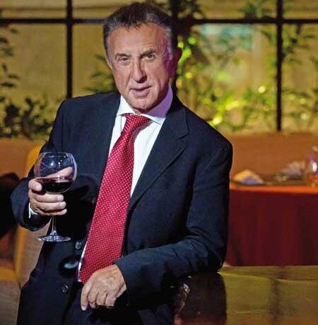 Αργύρης Παπαργυρόπουλος: Ο επιχειρηματίας που άλλαξε τη νύχτα αλλά έχασε το σπίτι του (pics)