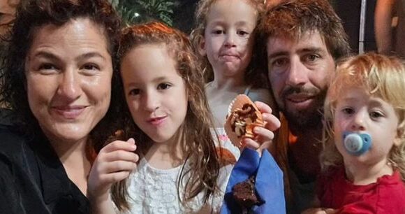 Ισραήλ: Ανατριχιαστικά μηνύματα οικογένειας σε κιμπούτς που εισέβαλε η Χαμάς