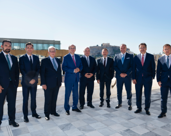 ΤΧΣ: Ισχυρό ενδιαφέρον μακροπρόθεσμων επενδυτών για την αποεπένδυση από τις τράπεζες