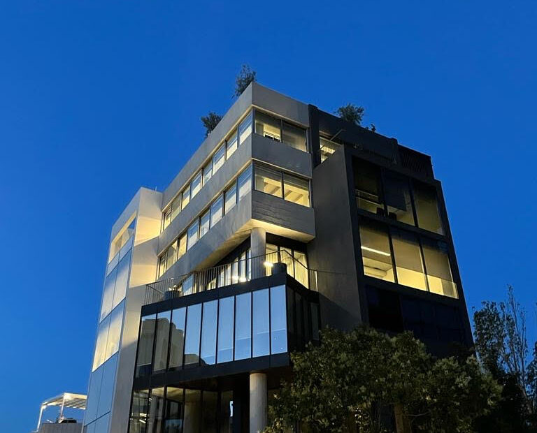 Ερρίκος Αρώνες (hellenic Properties): Πώς θα φέρουμε περισσότερες ελληνικές επιχειρήσεις σε πράσινα κτίρια