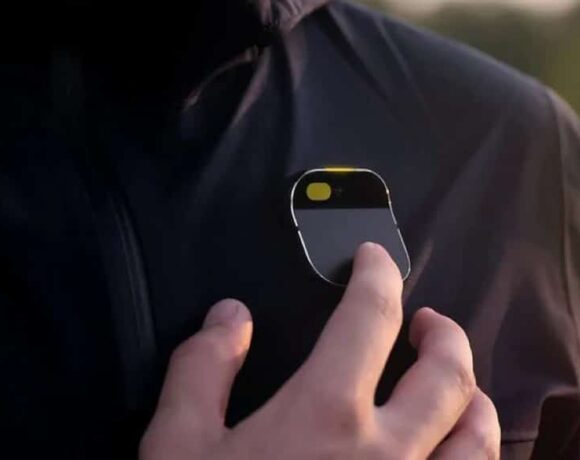 Humane: Κυκλοφορεί Ai Pin με ‘laser Ink Display’ αξίας $700