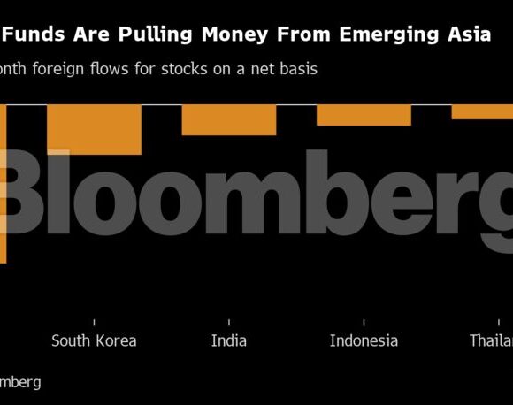 «risk Off» για τους ξένους επενδυτές στην Ασία – Πούλησαν μετοχές αξίας $27 δισ